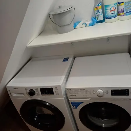 187 Apartment *