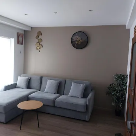 Apartment 187
